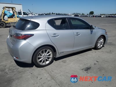 Trzecie zdjęcie samochodu z tyłu: 2012 LEXUS CT 200 VIN:JTHKD5BH6C2066427 - miniatura