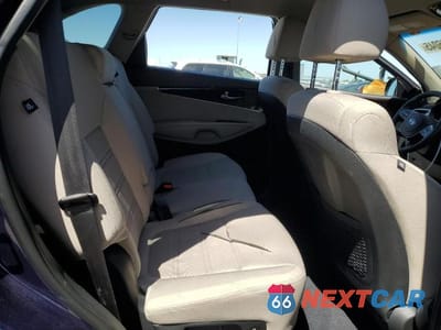 Zdjęcie 11 z 13 samochodu: 2020 KIA SORENTO L VIN:5XYPG4A36LG708410 - miniatura