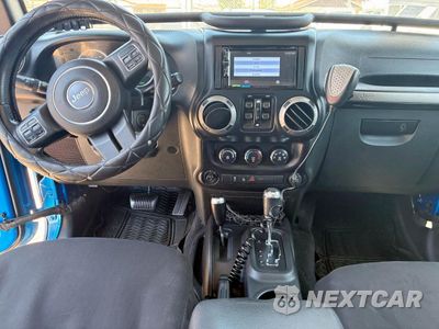 Zdjęcie 9 z 11 samochodu: 2015 JEEP WRANGLER UNLIMITED SPORT VIN:1C4BJWDG4FL507118 - miniatura