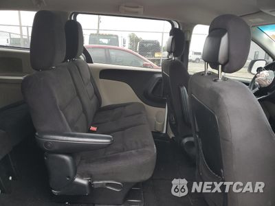 Zdjęcie 11 z 15 samochodu: 2015 DODGE GRAND CARAVAN SE VIN:2C4RDGBG8FR508178 - miniatura