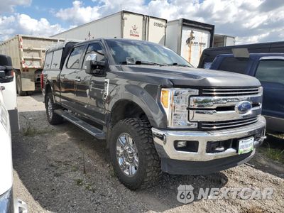 Czwarte zdjęcie samochodu z boku: 2017 FORD F250 SUPER DUTY VIN:1FT7W2B69HEE42896 - miniatura