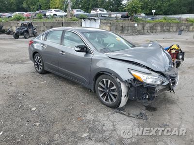 Czwarte zdjęcie samochodu z boku: 2016 NISSAN ALTIMA 2.5 VIN:1N4AL3AP3GC216092 - miniatura