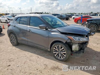 Czwarte zdjęcie samochodu z boku: 2021 NISSAN KICKS SV VIN:3N1CP5CV0ML466181 - miniatura