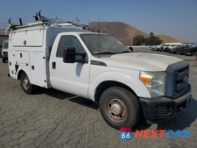 2013 FORD F350 SD - UTILITY TRUCK - PRIOR FLEET 1FDRF3A62DEB92617 - główne zdjęcie licytacji z USA - miniatura