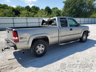 Trzecie zdjęcie samochodu z tyłu: 2003 CHEVROLET SILVERADO K1500 VIN:2GCEK19T231273761 - miniatura