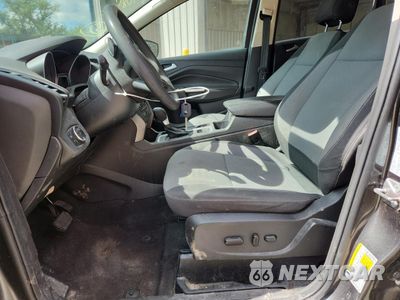 Zdjęcie 7 z 13 samochodu: 2017 FORD ESCAPE SE VIN:1FMCU0GD7HUC74273 - miniatura