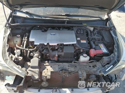 Zdjęcie 11 z 13 samochodu: 2017 TOYOTA PRIUS VIN:JTDKBRFUXH3042798 - miniatura