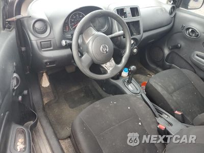 Zdjęcie 8 z 13 samochodu: 2014 NISSAN VERSA S VIN:3N1CN7AP7EL855729 - miniatura