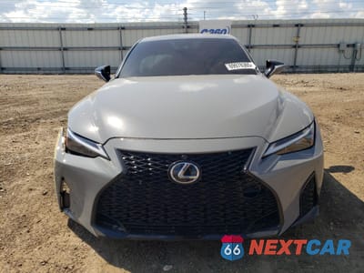 Piąte zdjęcie samochodu w środku: 2024 LEXUS IS 350 F SPORT DESIGN VIN:JTHGZ1B27R5075298 - miniatura
