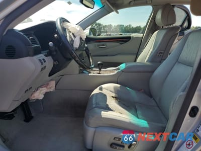 Zdjęcie 7 z 12 samochodu: 2007 LEXUS LS 460 VIN:JTHBL46FX75032386 - miniatura