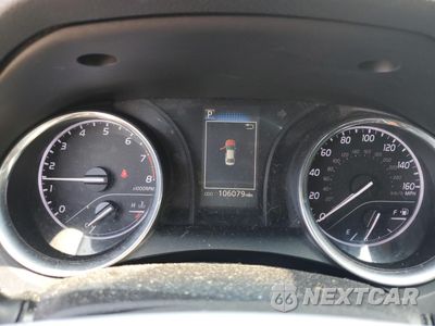 Zdjęcie 9 z 16 samochodu: 2018 TOYOTA CAMRY L VIN:4T1B11HK4JU132539 - miniatura