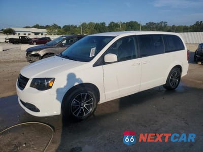 2018 DODGE GRAND CARAVAN SE 2C4RDGBGXJR259617 - główne zdjęcie licytacji z USA - miniatura