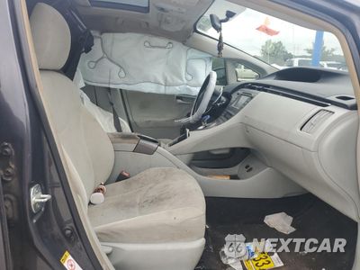 Zdjęcie 7 z 13 samochodu: 2014 TOYOTA PRIUS VIN:JTDKN3DU2E1736867 - miniatura