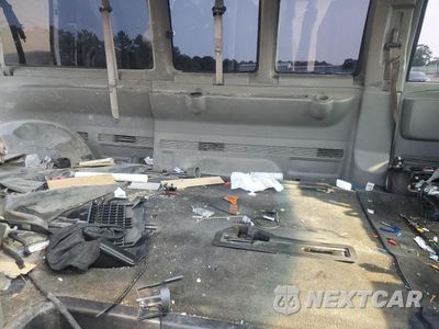 Zdjęcie 11 z 13 samochodu: 2017 CHEVROLET EXPRESS G3500 LT VIN:1GAZGPFF6H1210222 - miniatura