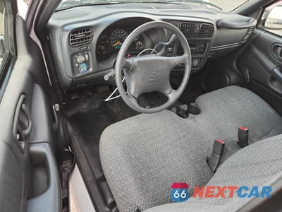 Zdjęcie 8 z 14 samochodu: 1998 CHEVROLET S TRUCK S10 VIN:1GCCS1444WK206557 - miniatura