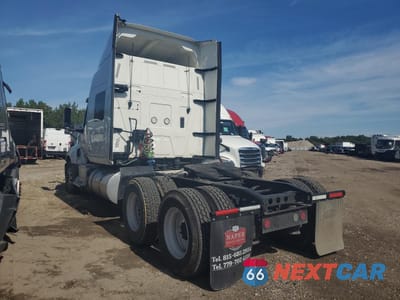 Trzecie zdjęcie samochodu z tyłu: 2020 INTERNATIONAL LT625 - TRUCKS SEMI TRUCK VIN:3HSDZTZR5LN815498 - miniatura