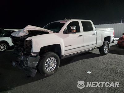 2015 CHEVROLET SILVERADO K3500 LTZ 1GC4K0E87FF556709 - główne zdjęcie licytacji z USA - miniatura