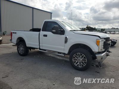 Czwarte zdjęcie samochodu z boku: 2017 FORD F250 SUPER DUTY VIN:1FTBF2B64HEE42573 - miniatura