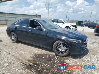 Czwarte zdjęcie samochodu z boku: 2021 MERCEDES-BENZ C 300 4MATIC VIN:W1KAF4HB8PR085598 - miniatura