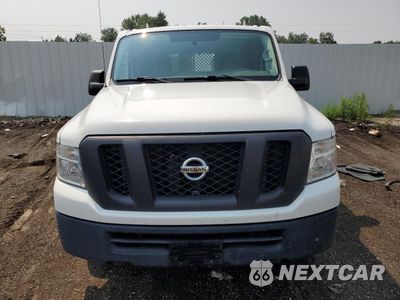 Piąte zdjęcie samochodu w środku: 2017 NISSAN NV 1500 S VIN:1N6BF0KY0HN803977 - miniatura