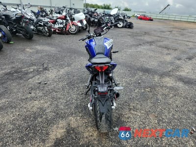 Czwarte zdjęcie samochodu z boku: 2024 YAMAHA MT07 VIN:JYARM32E7RA010436 - miniatura