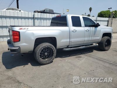 Trzecie zdjęcie samochodu z tyłu: 2017 CHEVROLET SILVERADO K1500 LT VIN:1GCVKREC7HZ238457 - miniatura