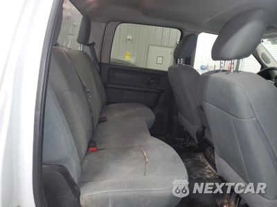 Zdjęcie 10 z 15 samochodu: 2018 RAM 2500 ST VIN:3C6UR5HL7JG415856 - miniatura