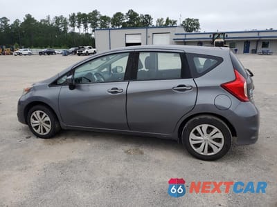 Drugie zdjęcie samochodu z przodu: 2018 NISSAN VERSA NOTE S VIN:3N1CE2CP7JL367178 - miniatura