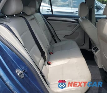 Zdjęcie 10 z 12 samochodu: 2015 VOLKSWAGEN GOLF VIN:3VW217AU6FM040960 - miniatura