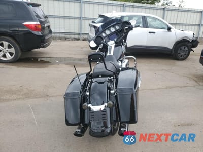 Czwarte zdjęcie samochodu z boku: 2022 HARLEY-DAVIDSON FLHX VIN:1HD1KBC13NB633715 - miniatura