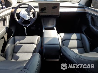Zdjęcie 8 z 13 samochodu: 2024 TESLA MODEL Y VIN:7SAYGDED3RF052418 - miniatura
