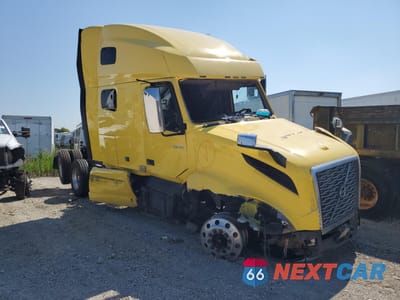 2021 VOLVO VNL SEMI TRUCK 4V4NC9EH8MN600116 - główne zdjęcie licytacji z USA - miniatura