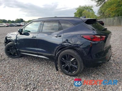Drugie zdjęcie samochodu z przodu: 2021 CHEVROLET BLAZER RS VIN:3GNKBKRS8MS532430 - miniatura