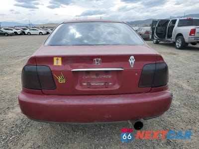 Zdjęcie 6 z 14 samochodu: 1996 HONDA ACCORD LX VIN:1HGCD5636TA003808 - miniatura