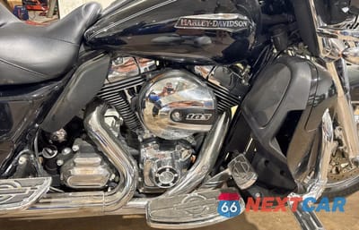 Zdjęcie 7 z 11 samochodu: 2014 HARLEY-DAVIDSON FLHTCUTG TRI GLIDE ULTRA VIN:1HD1MAL19EB860489 - miniatura