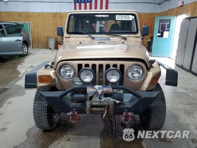 Piąte zdjęcie samochodu w środku: 1999 JEEP WRANGLER / TJ SPORT VIN:1J4FY19S1XP492501 - miniatura
