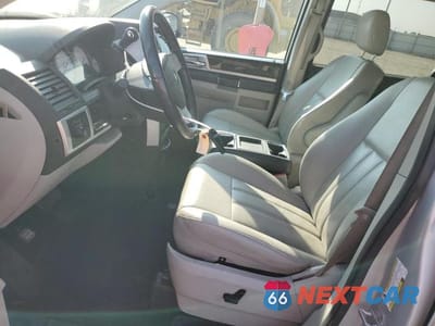 Zdjęcie 7 z 13 samochodu: 2010 DODGE GRAND CARAVAN SE VIN:2D4RN4DX7AR225162 - miniatura
