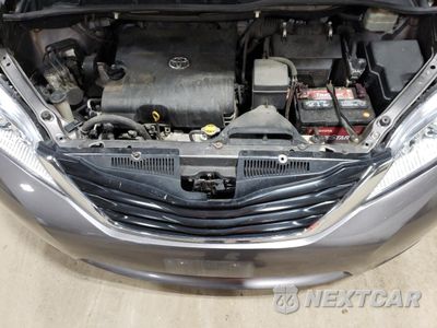 Zdjęcie 12 z 16 samochodu: 2011 TOYOTA SIENNA LE VIN:5TDKK3DC8BS096632 - miniatura