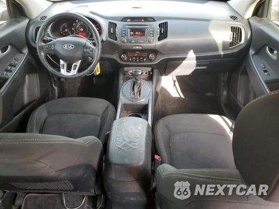 Zdjęcie 8 z 12 samochodu: 2012 KIA SPORTAGE EX VIN:KNDPCCA2XC7220247 - miniatura