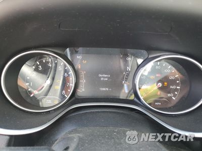 Zdjęcie 9 z 15 samochodu: 2018 JEEP COMPASS LATITUDE VIN:3C4NJDBB8JT325606 - miniatura