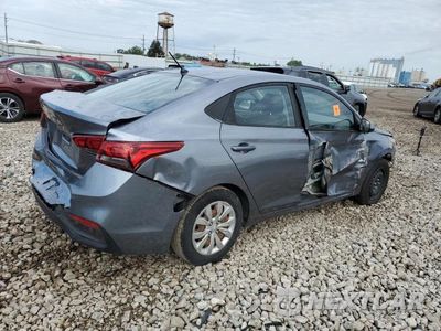 Trzecie zdjęcie samochodu z tyłu: 2019 HYUNDAI ACCENT SE VIN:3KPC24A3XKE041060 - miniatura