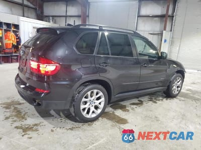 Trzecie zdjęcie samochodu z tyłu: 2012 BMW X5 XDRIVE35I VIN:5UXZV4C52CL746622 - miniatura