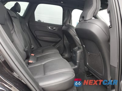 Zdjęcie 11 z 16 samochodu: 2024 VOLVO XC60 ULTIMATE VIN:YV4H60DJXR1940900 - miniatura