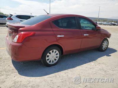 Trzecie zdjęcie samochodu z tyłu: 2019 NISSAN VERSA S VIN:3N1CN7AP4KL836485 - miniatura