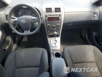 Zdjęcie 8 z 12 samochodu: 2011 TOYOTA COROLLA BASE VIN:2T1BU4EE6BC568092 - miniatura