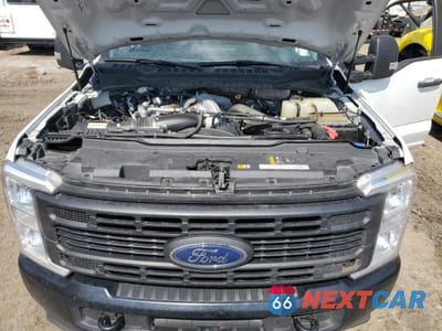 Zdjęcie 11 z 12 samochodu: 2024 FORD F350 SUPER DUTY SUPER DUTY VIN:1FT8W3DTXREC06692 - miniatura