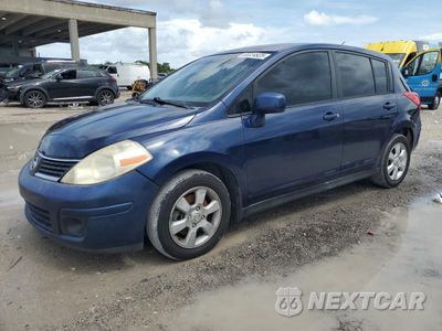 2007 NISSAN VERSA S 3N1BC13E77L398241 - główne zdjęcie licytacji z USA - miniatura