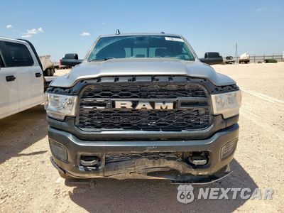 Piąte zdjęcie samochodu w środku: 2022 RAM 3500 TRADESMAN VIN:3C63R3GJ0NG225998 - miniatura