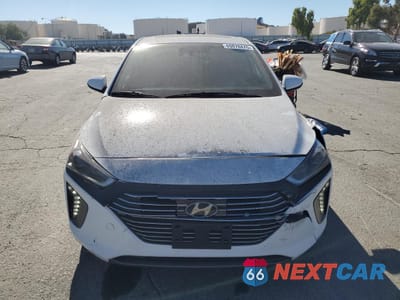 Piąte zdjęcie samochodu w środku: 2019 HYUNDAI IONIQ LIMITED VIN:KMHC85LCXKU143103 - miniatura