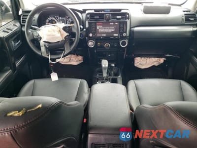 Zdjęcie 8 z 12 samochodu: 2023 TOYOTA 4RUNNER SE VIN:JTERU5JR9P6212274 - miniatura